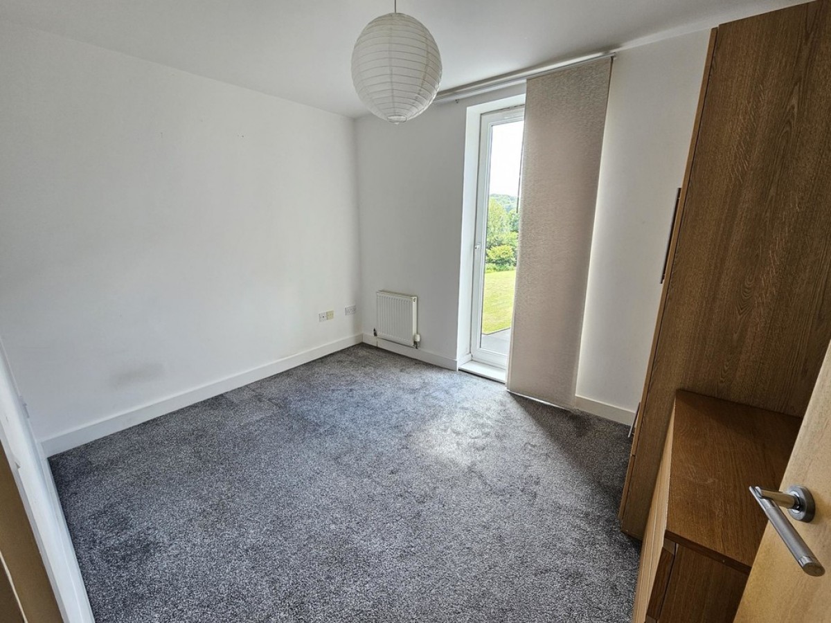 Aspley Heights, Moldgreen