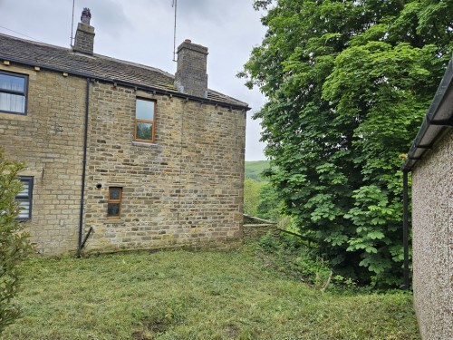 Slack Lane, Outlane