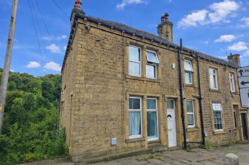 Almondbury Bank, Moldgreen