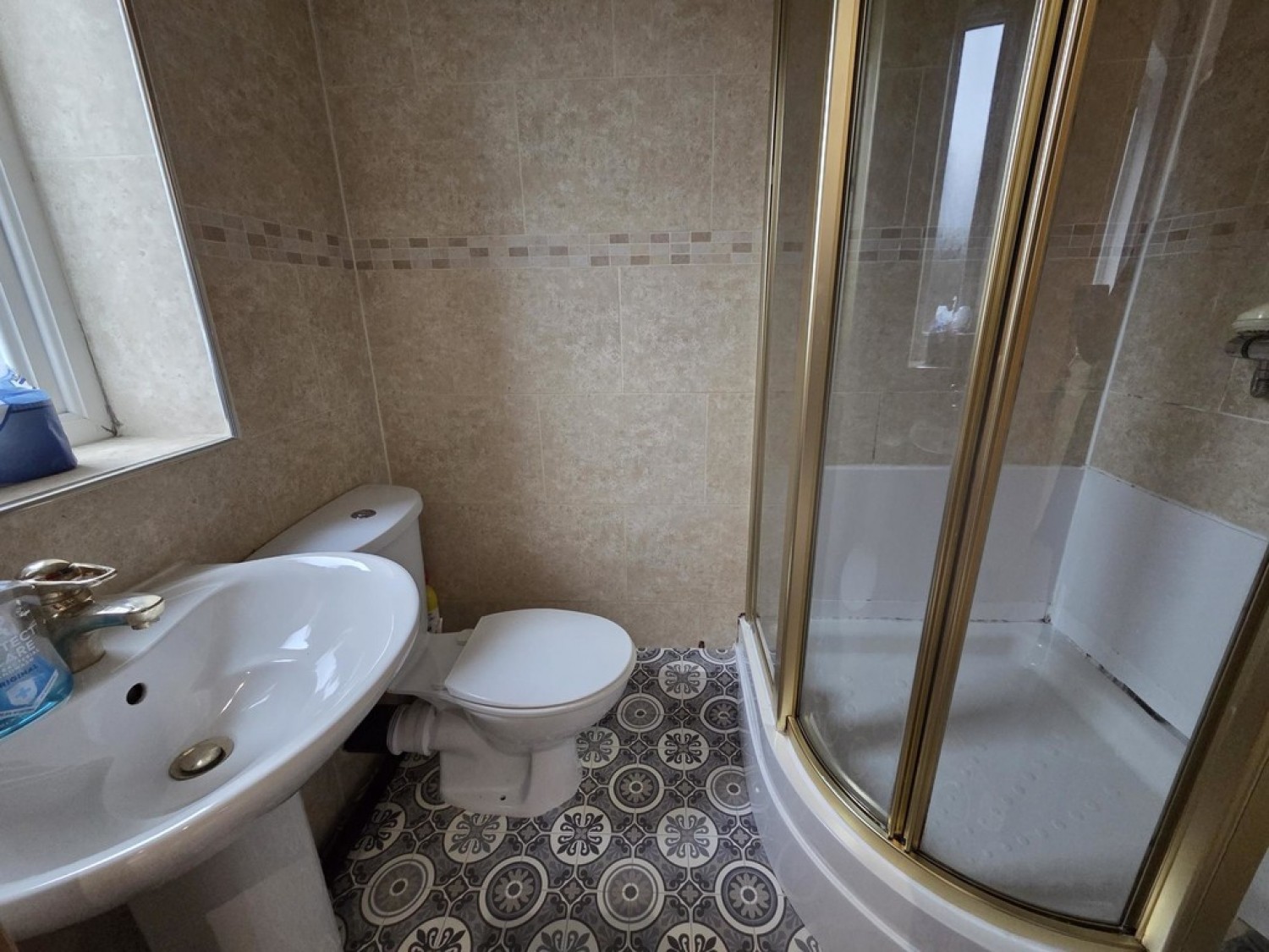 2 bedroom House in Greenhead Road, Springwood