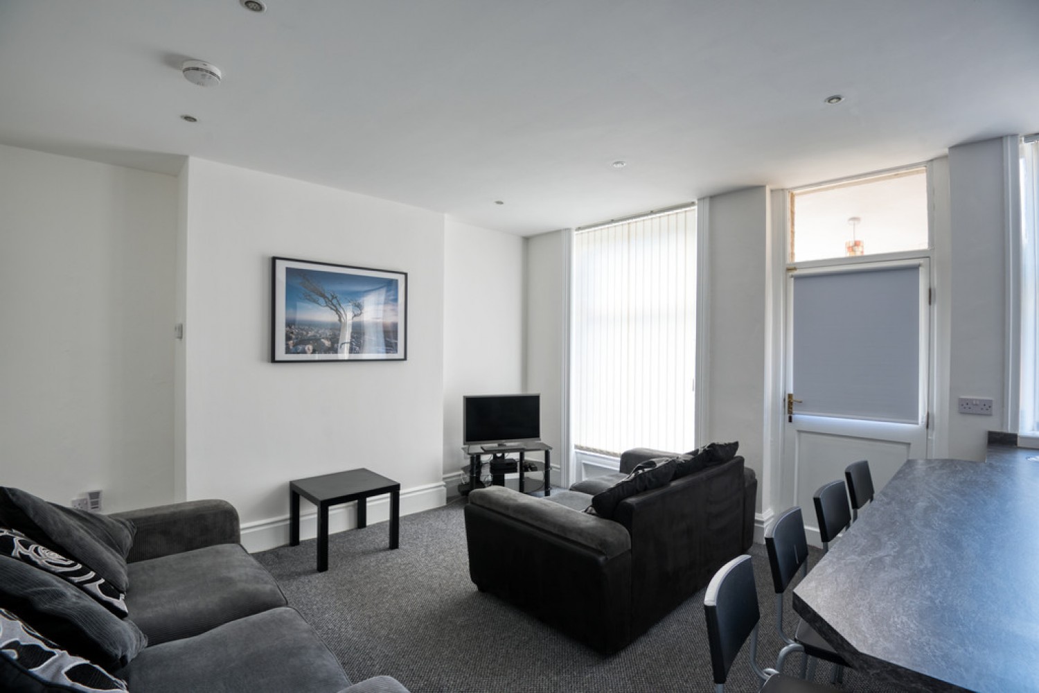 5 bedroom House for Letting Somerset Road, Almondbury