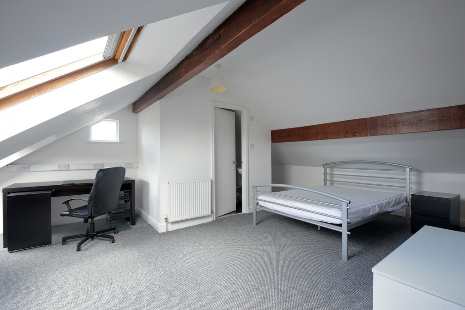 5 bedroom House for Letting Somerset Road, Almondbury