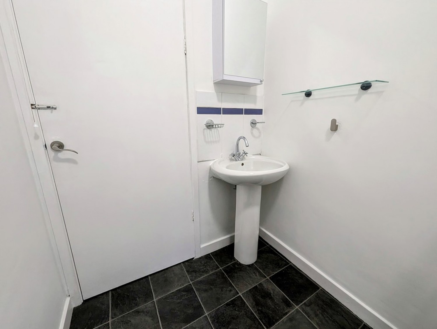 2 bedroom House for Letting Highroyd Lane, Huddersfield