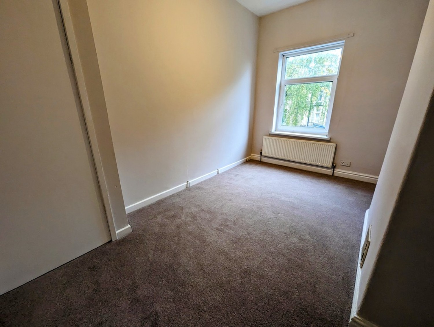 2 bedroom House for Letting Highroyd Lane, Huddersfield