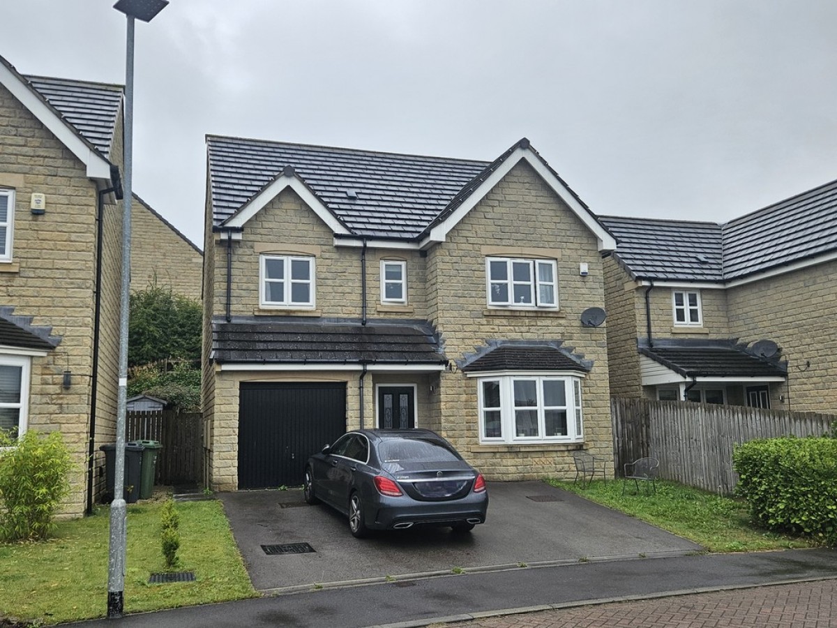 Bridges Avenue, Lindley Park