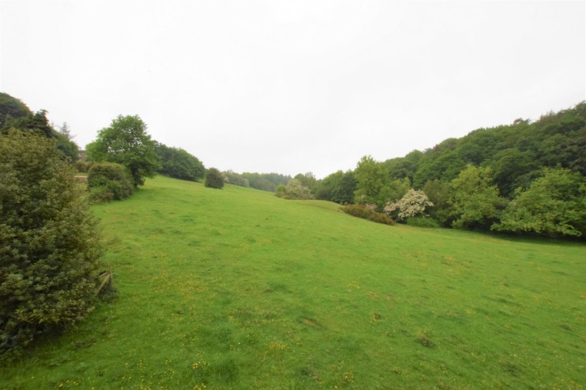 Wakefield Road, Denby Dale