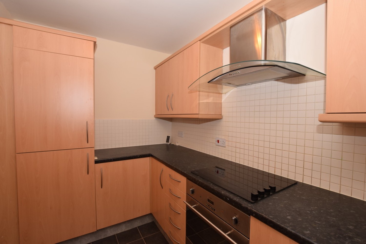 Woodhead Road, Lockwood