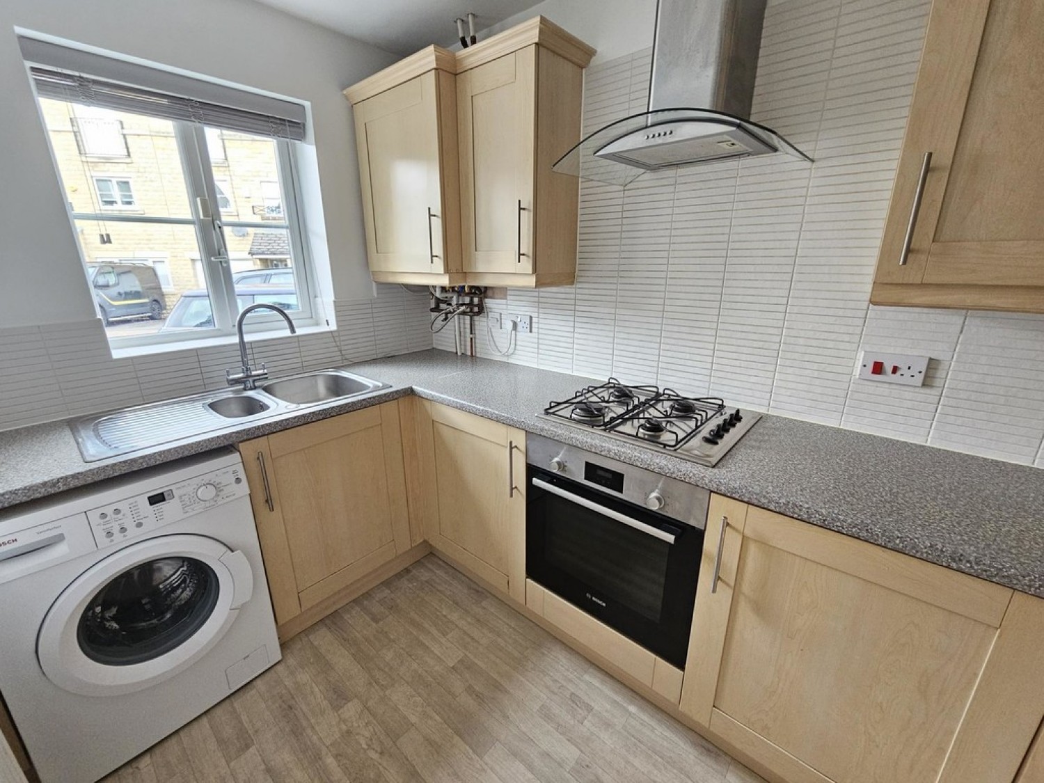 3 bedroom House for Letting Hanby Close, Fenay Bridge