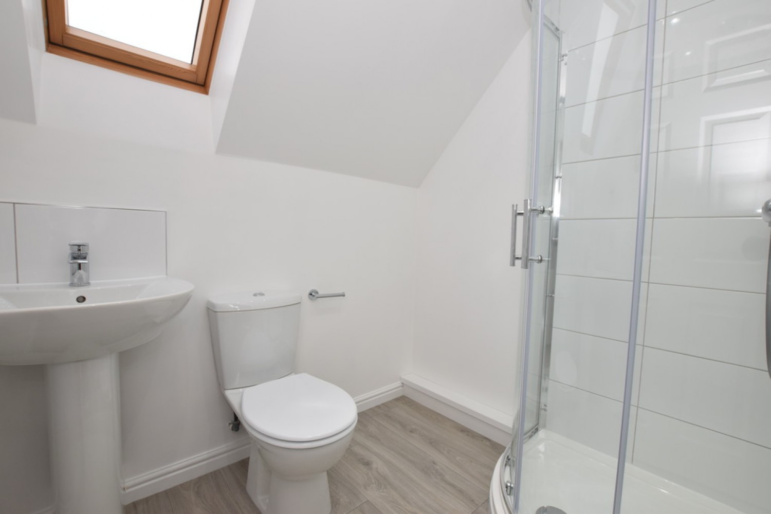 3 bedroom House for Letting Hanby Close, Fenay Bridge