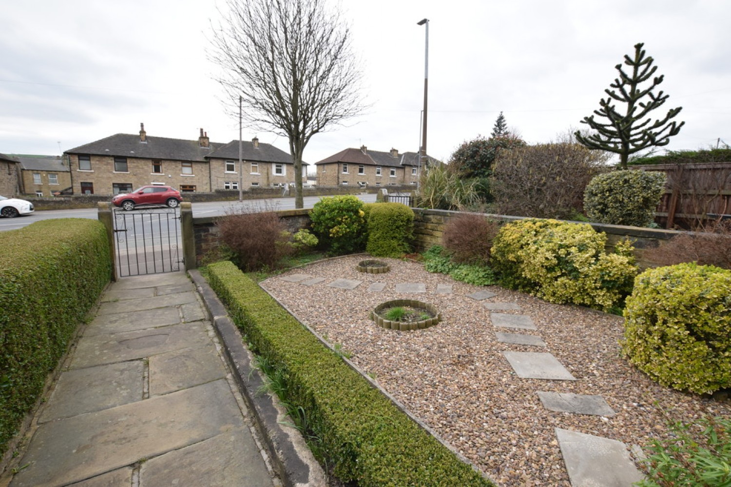 3 bedroom House for Letting Bradley Road, Bradley