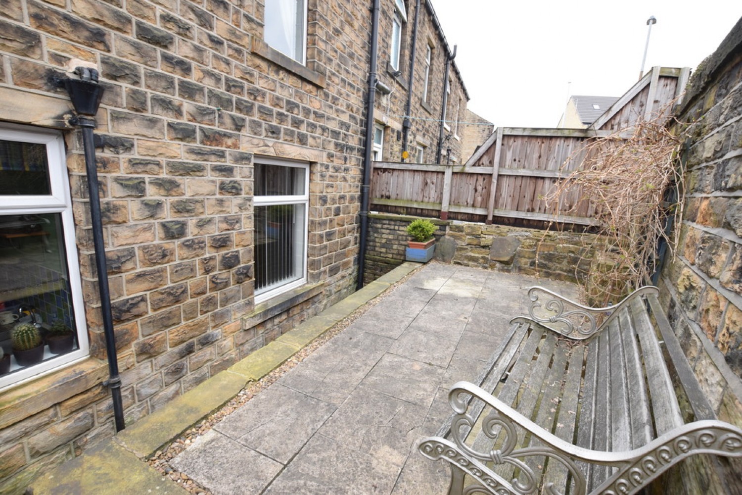 3 bedroom House for Letting Bradley Road, Bradley