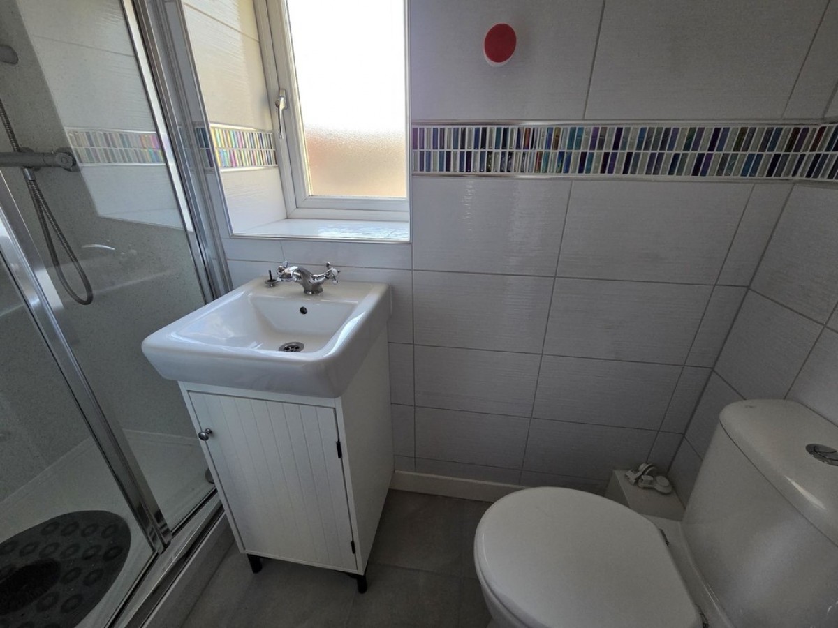 Huddersfield Road, Shelley