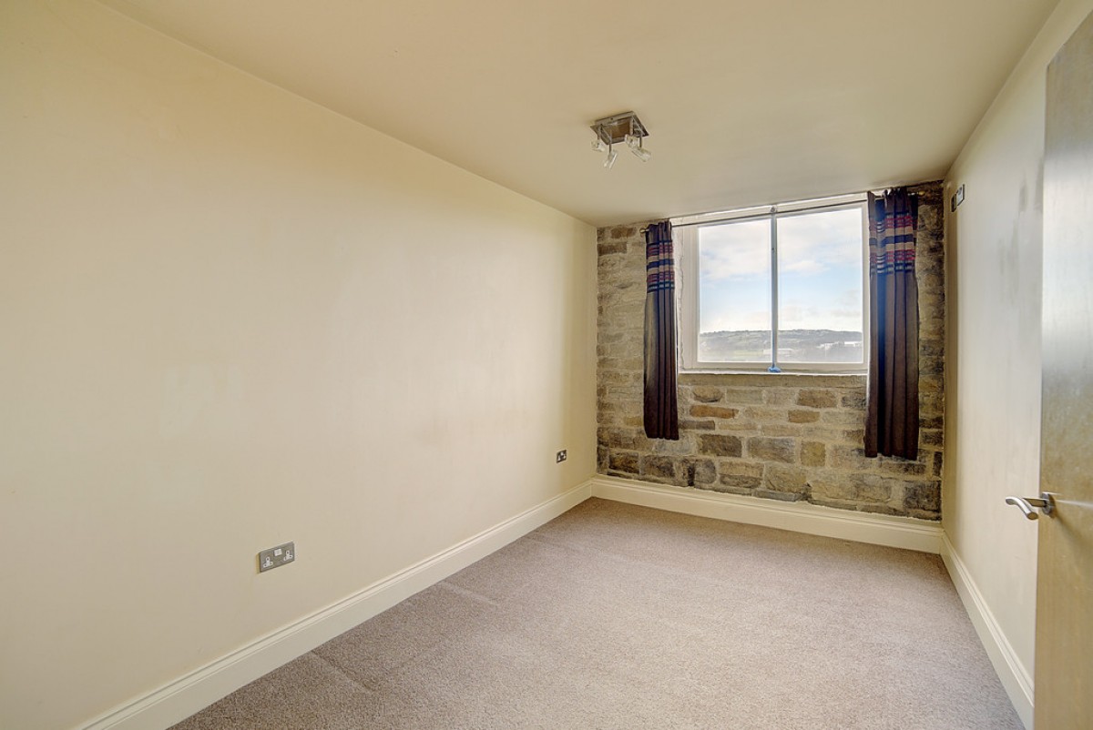 Heritage View, Lindley