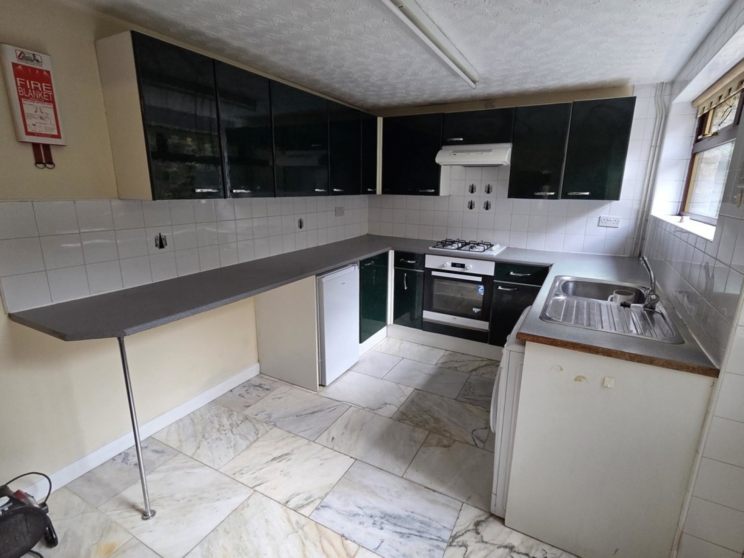 Robin Hood Hill Road, Berry Brow