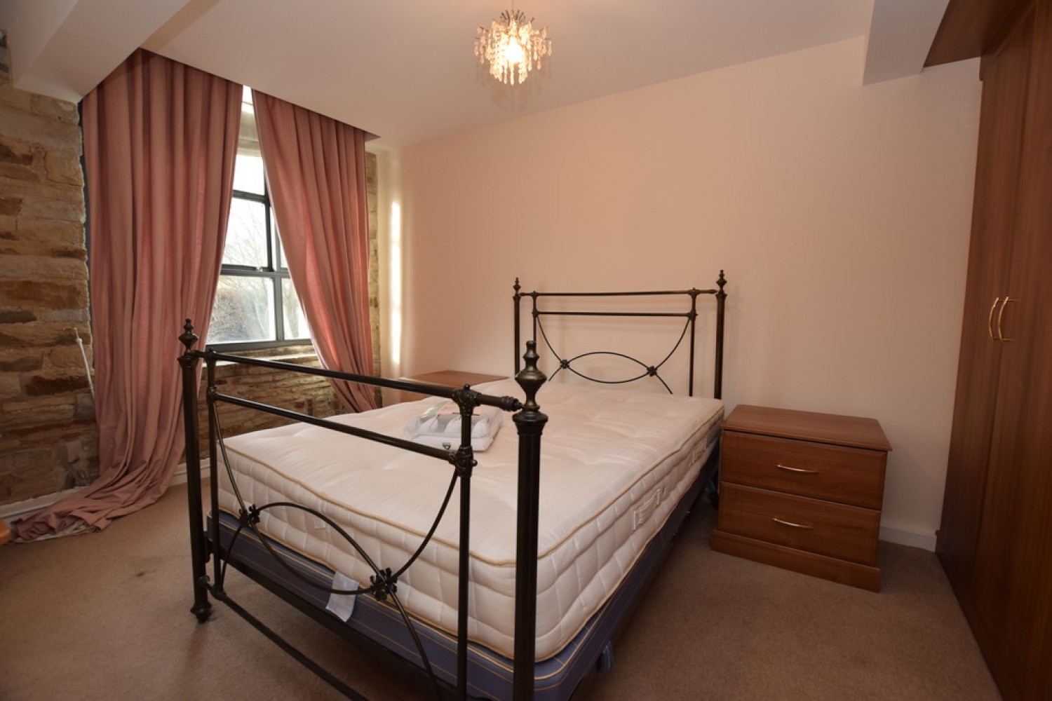 1 bedroom Flat for Letting Quarry Bank Mill, Longwood