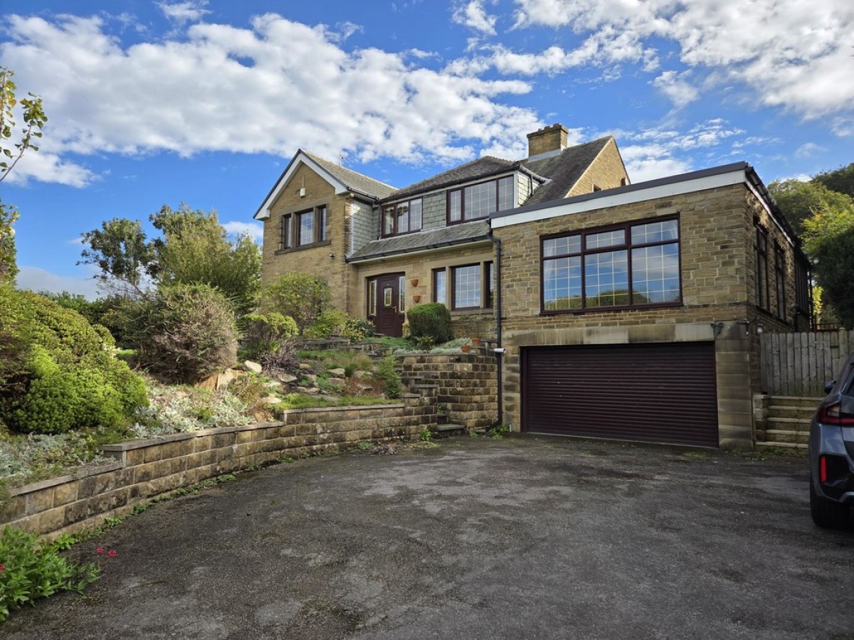 Albany Drive, Dalton