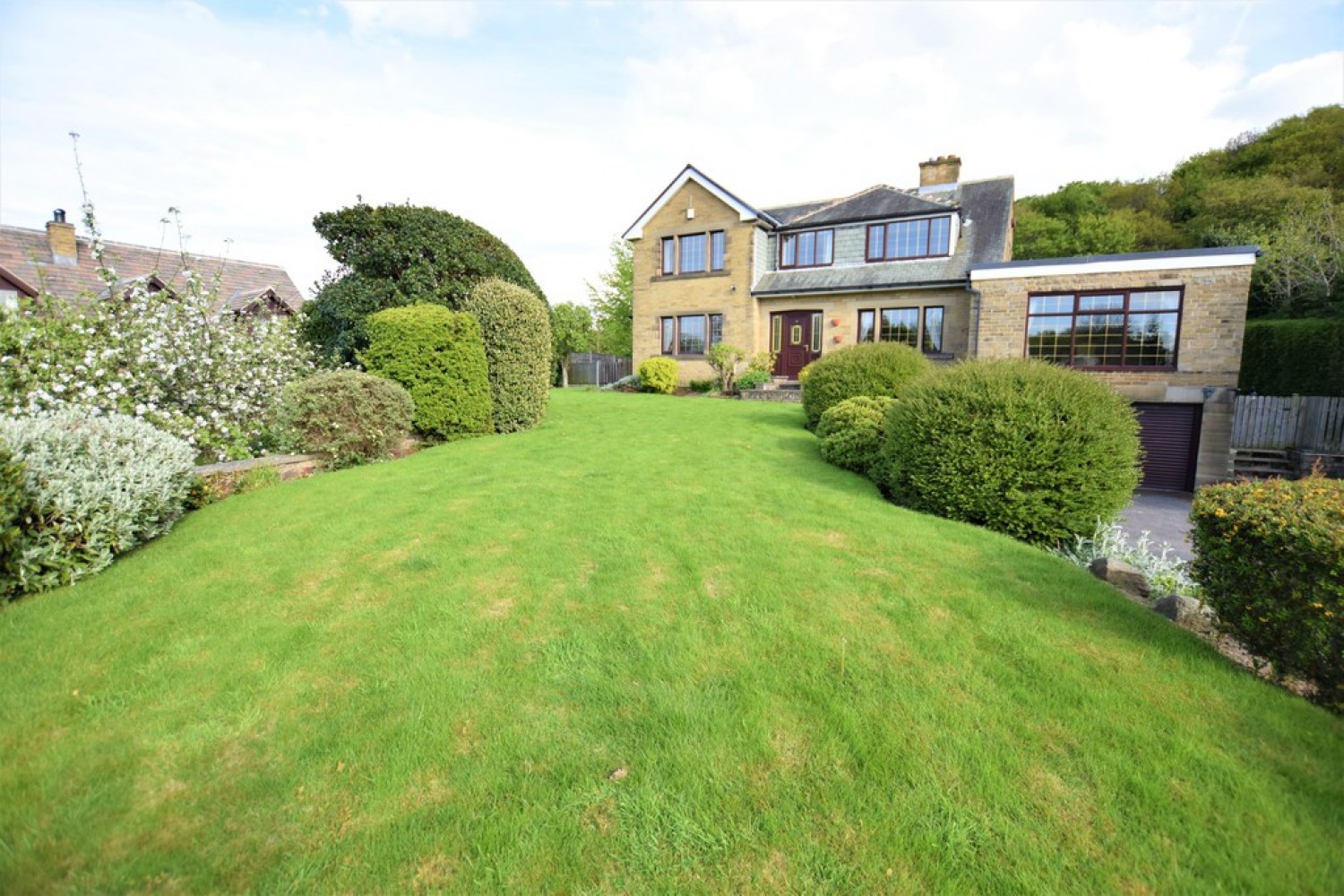 4 bedroom House for Letting Albany Drive, Dalton
