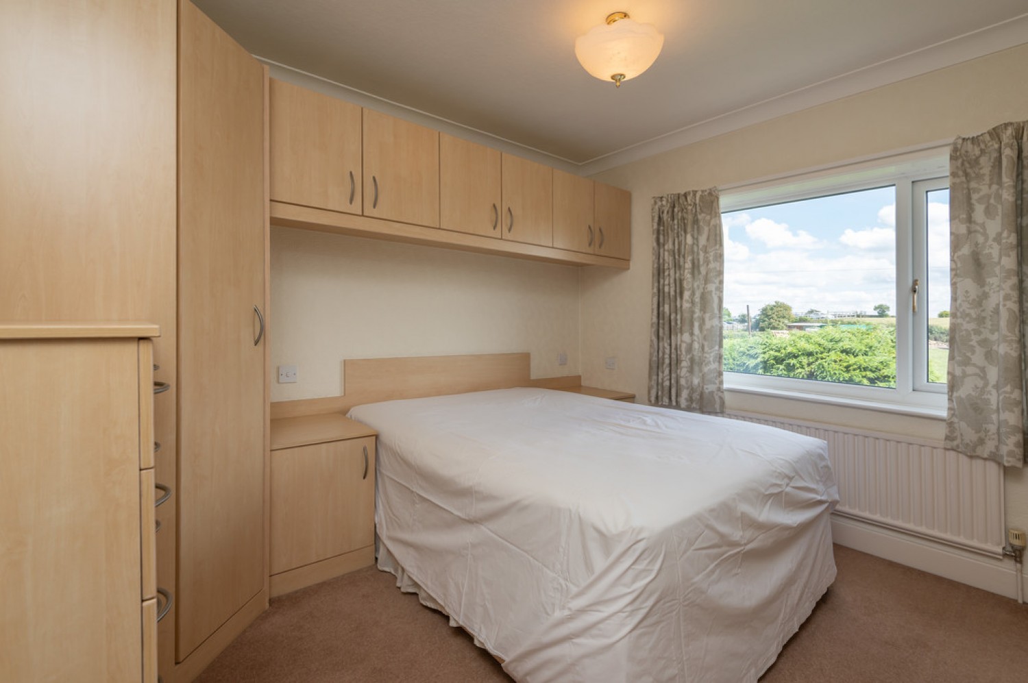 4 bedroom House for Sale Pennine View, Kirkheaton