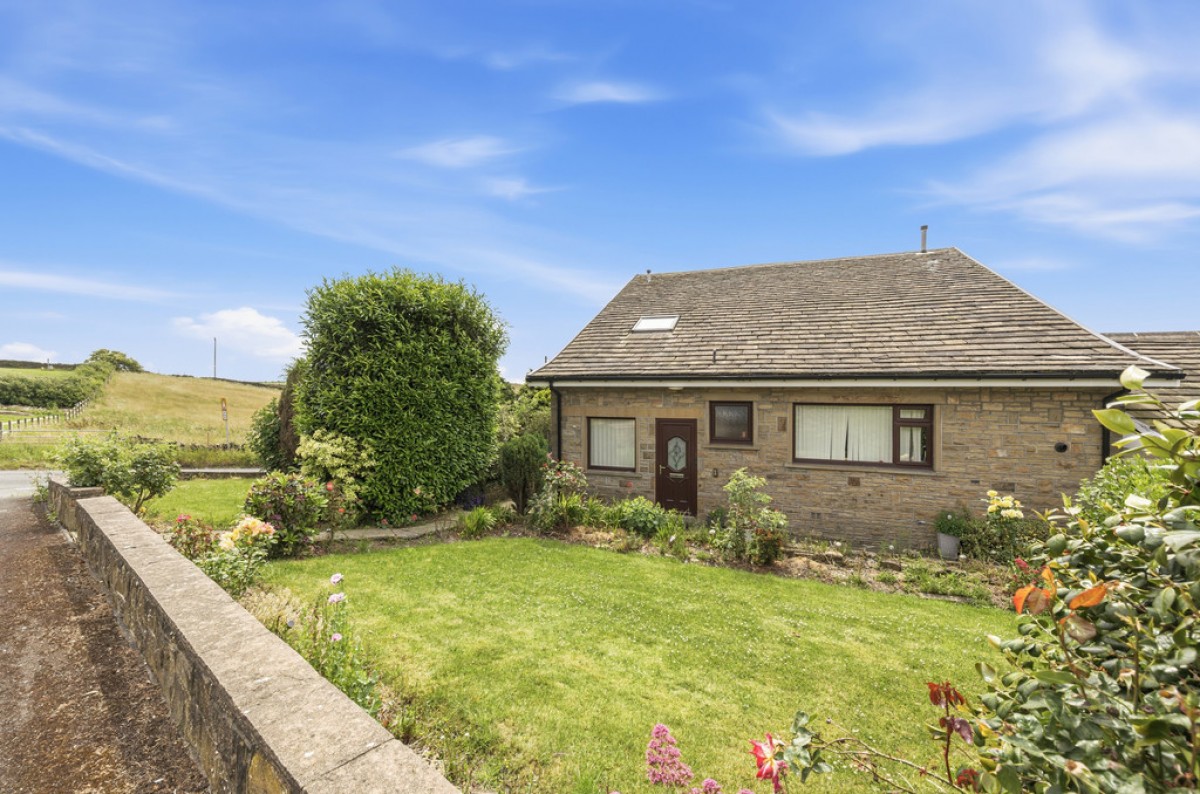 Pennine View, Kirkheaton