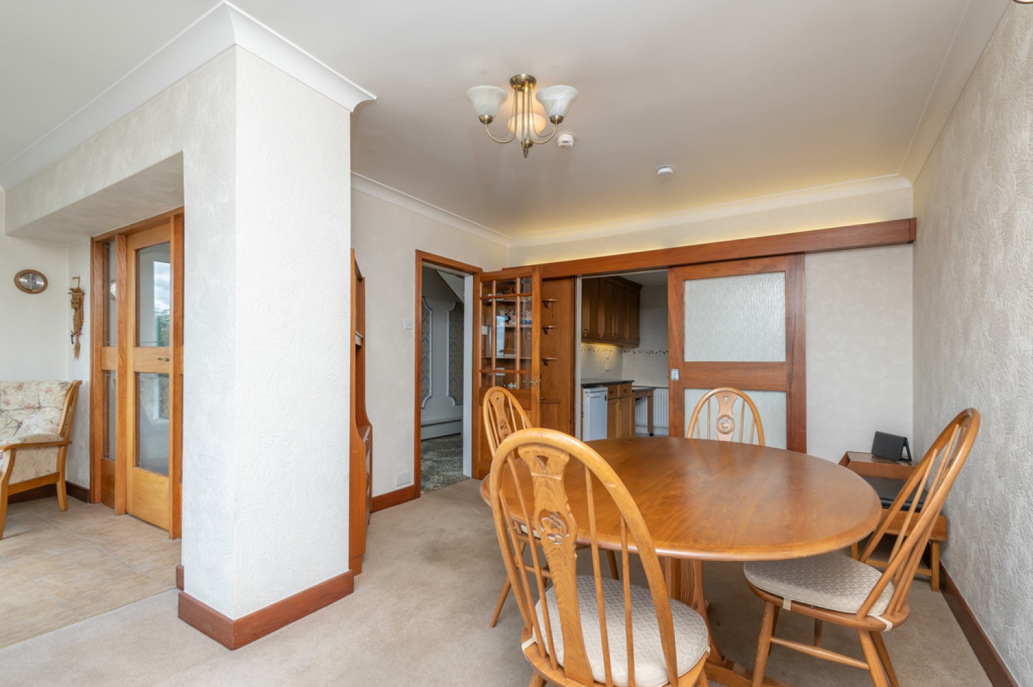 4 bedroom House for Sale Pennine View, Kirkheaton