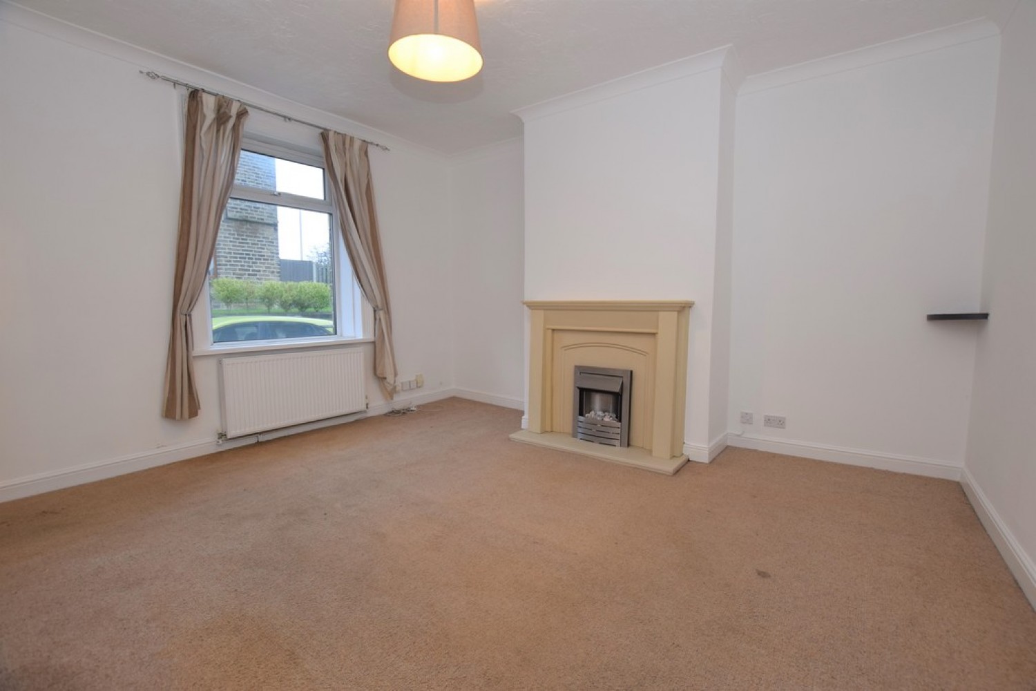 2 bedroom House for Letting Pickford Street, Milnsbridge