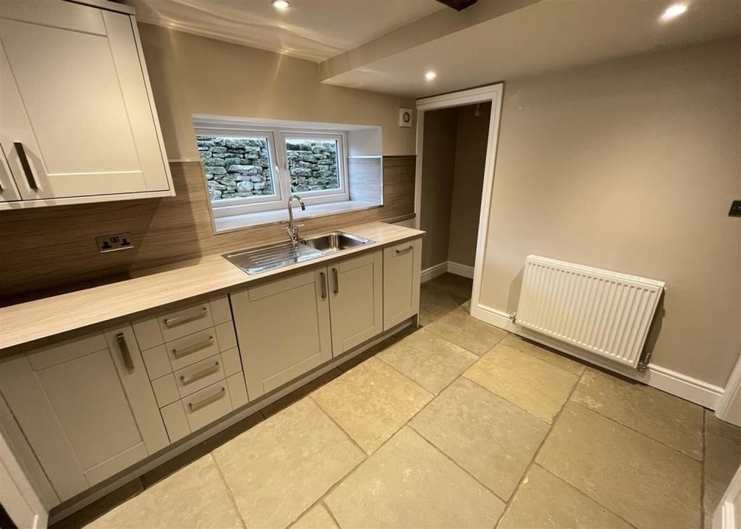 2 bedroom House for Letting Swifts Fold, Honley