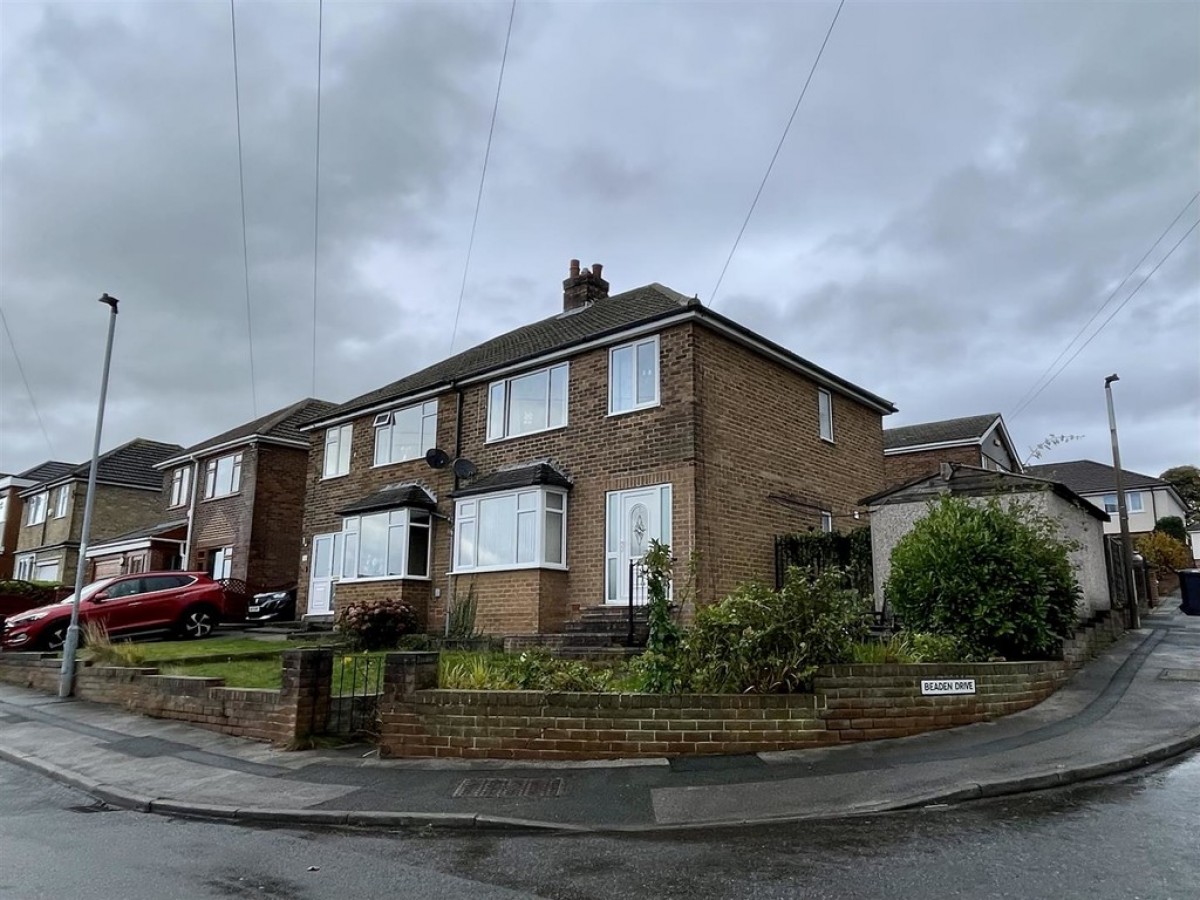 Woodlands Road, Lepton