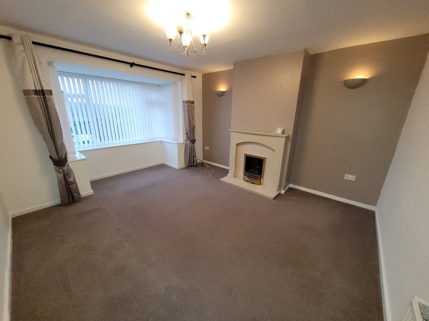 3 bedroom House for Letting Woodlands Road, Lepton