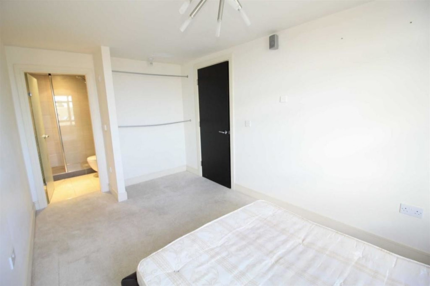 2 bedroom Flat for Letting Equilibrium, Lindley