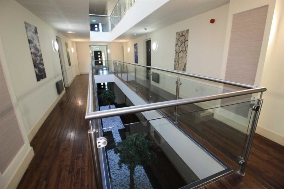 Equilibrium, Lindley