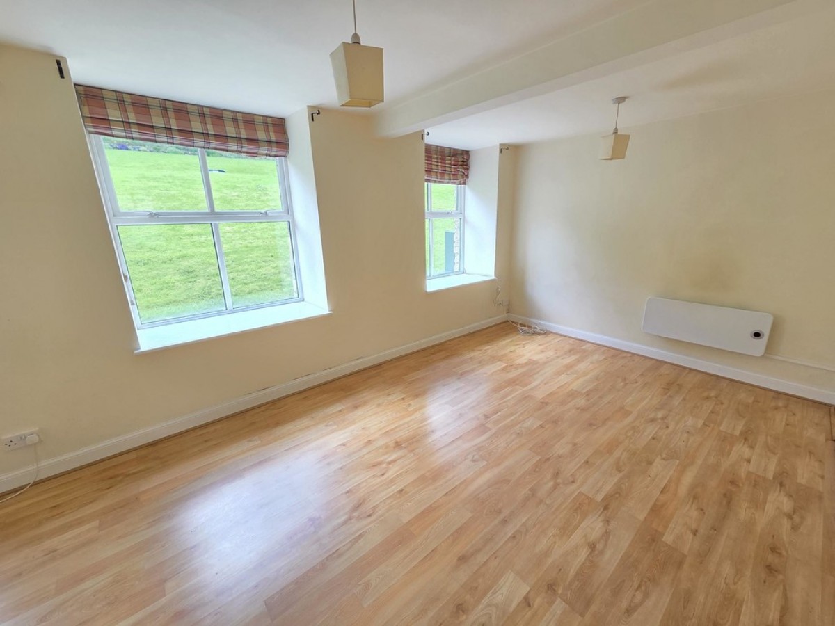 Navigation Rise, Milnsbridge