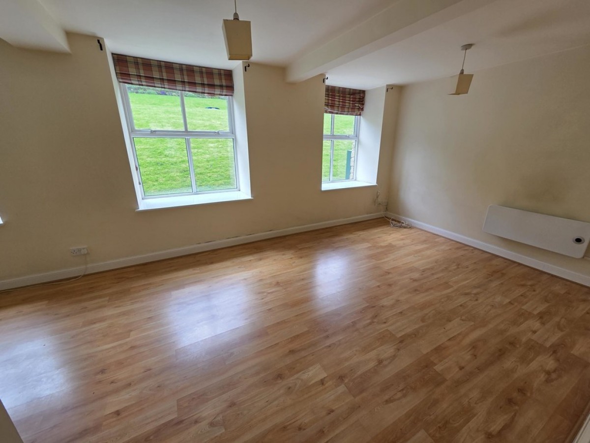 Navigation Rise, Milnsbridge