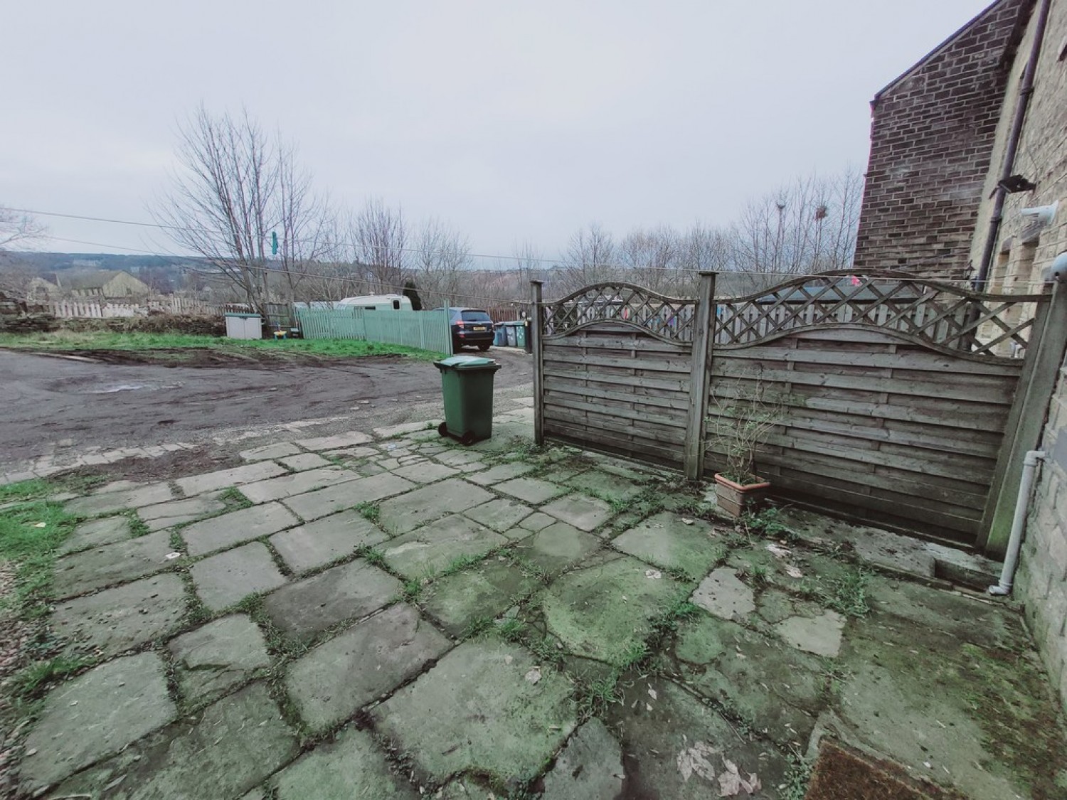 2 bedroom House for Letting Scar Lane, Milnsbridge