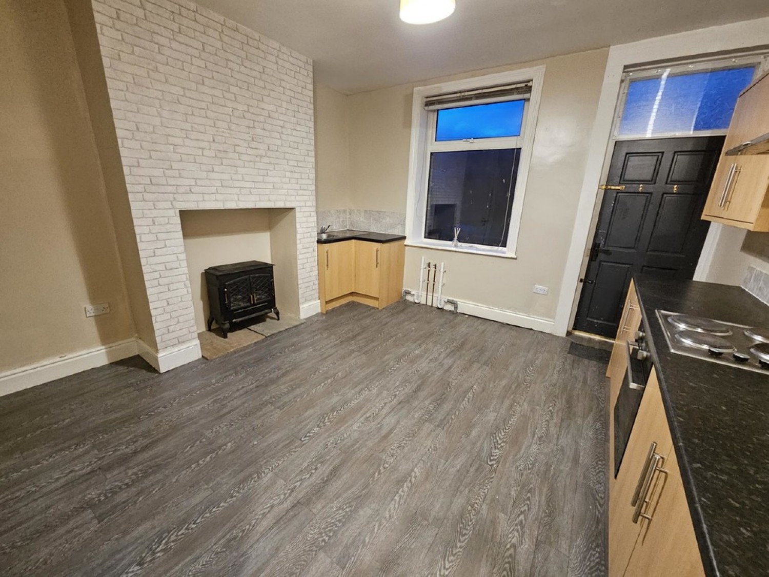2 bedroom House for Letting Brougham Road, Marsden