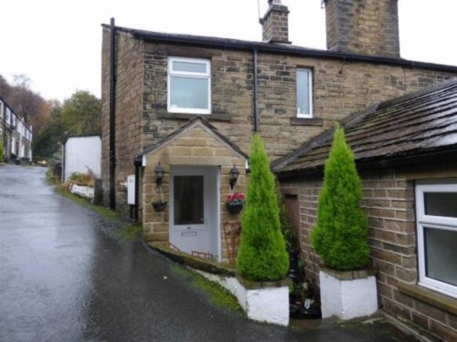 Slant Gate, Kirkburton