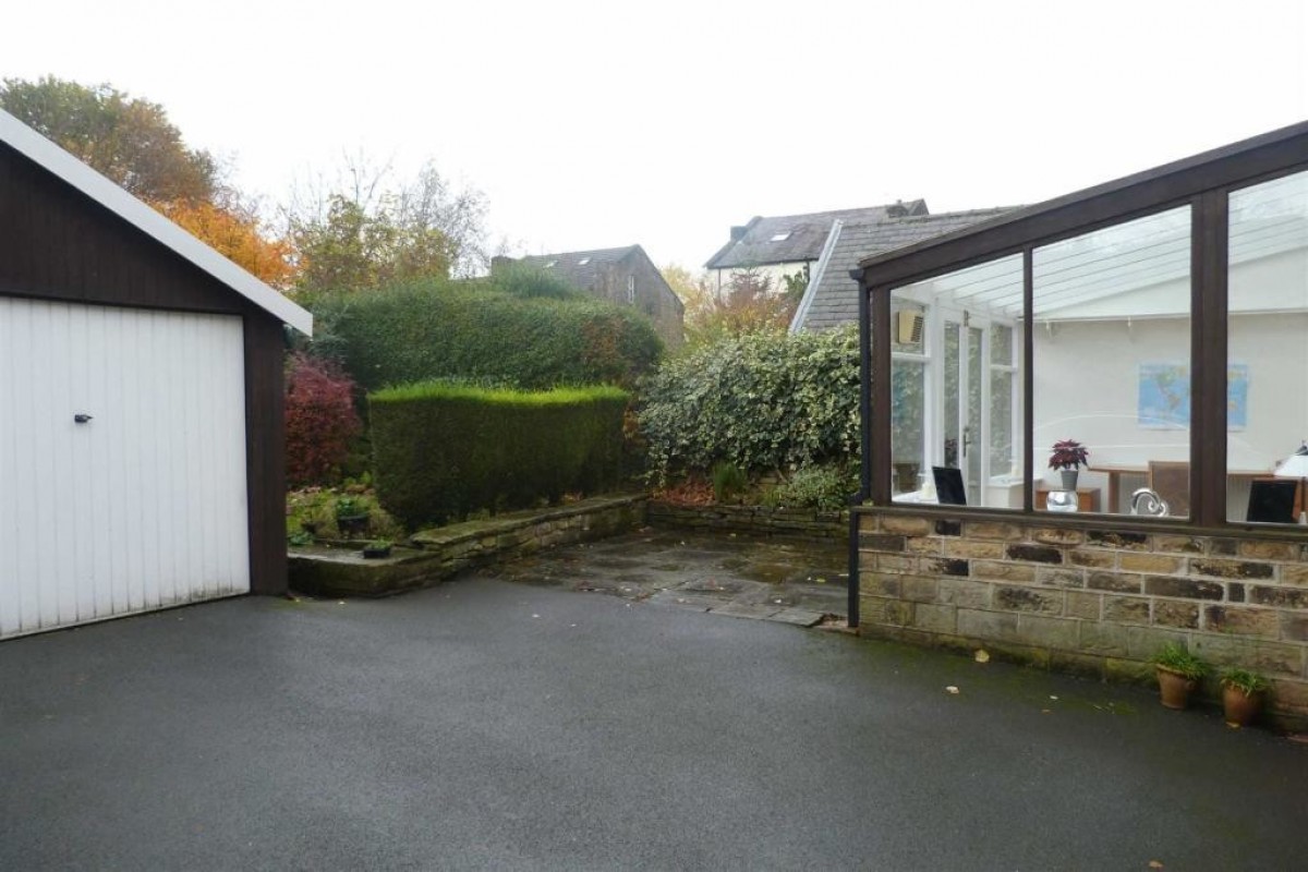 Heaton Road , Gledholt, Huddersfield