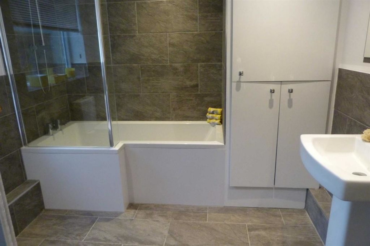 1 bedroom Flat for Letting Heaton Road , Gledholt, Huddersfield