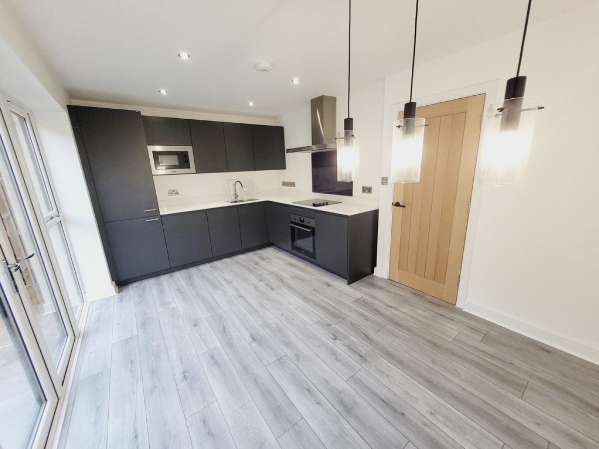 Hillcrest View, Golcar