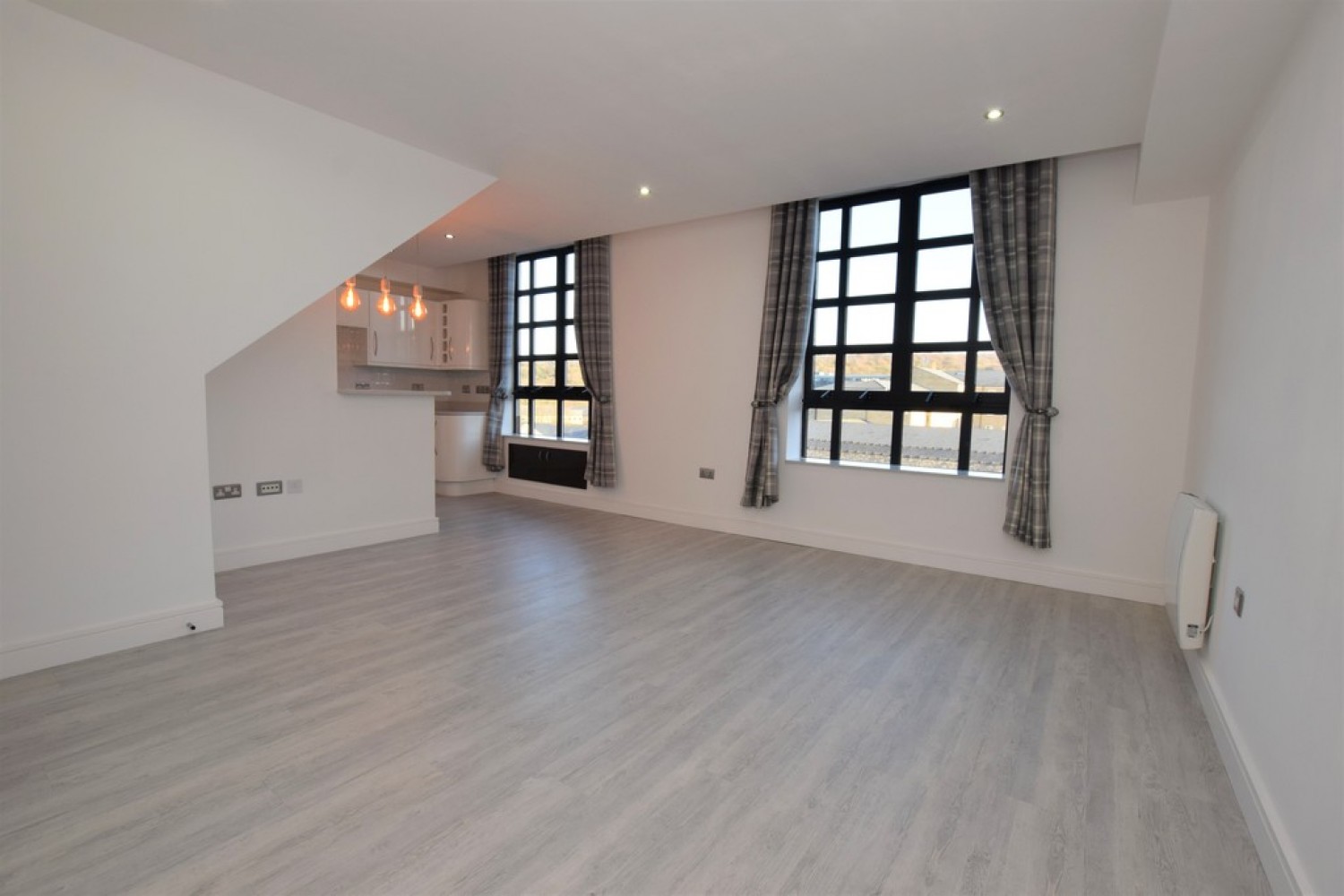 The Melting Point, Commercial Street