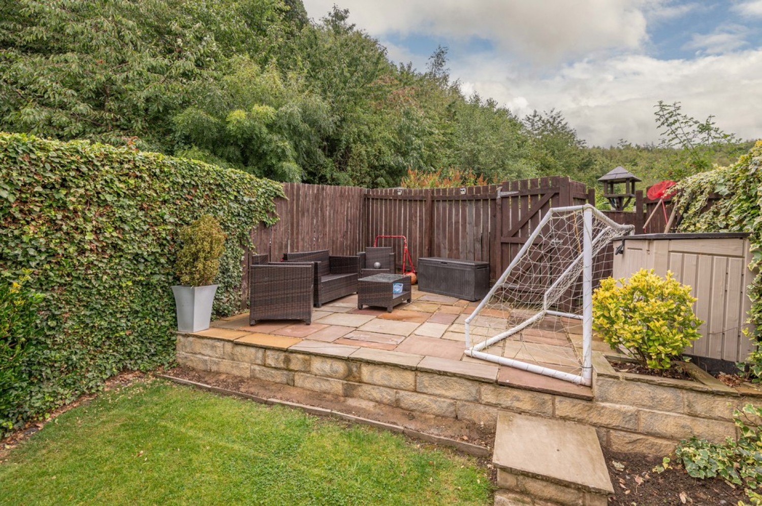 4 bedroom House for Sale Hanby Close, Fenay Bridge