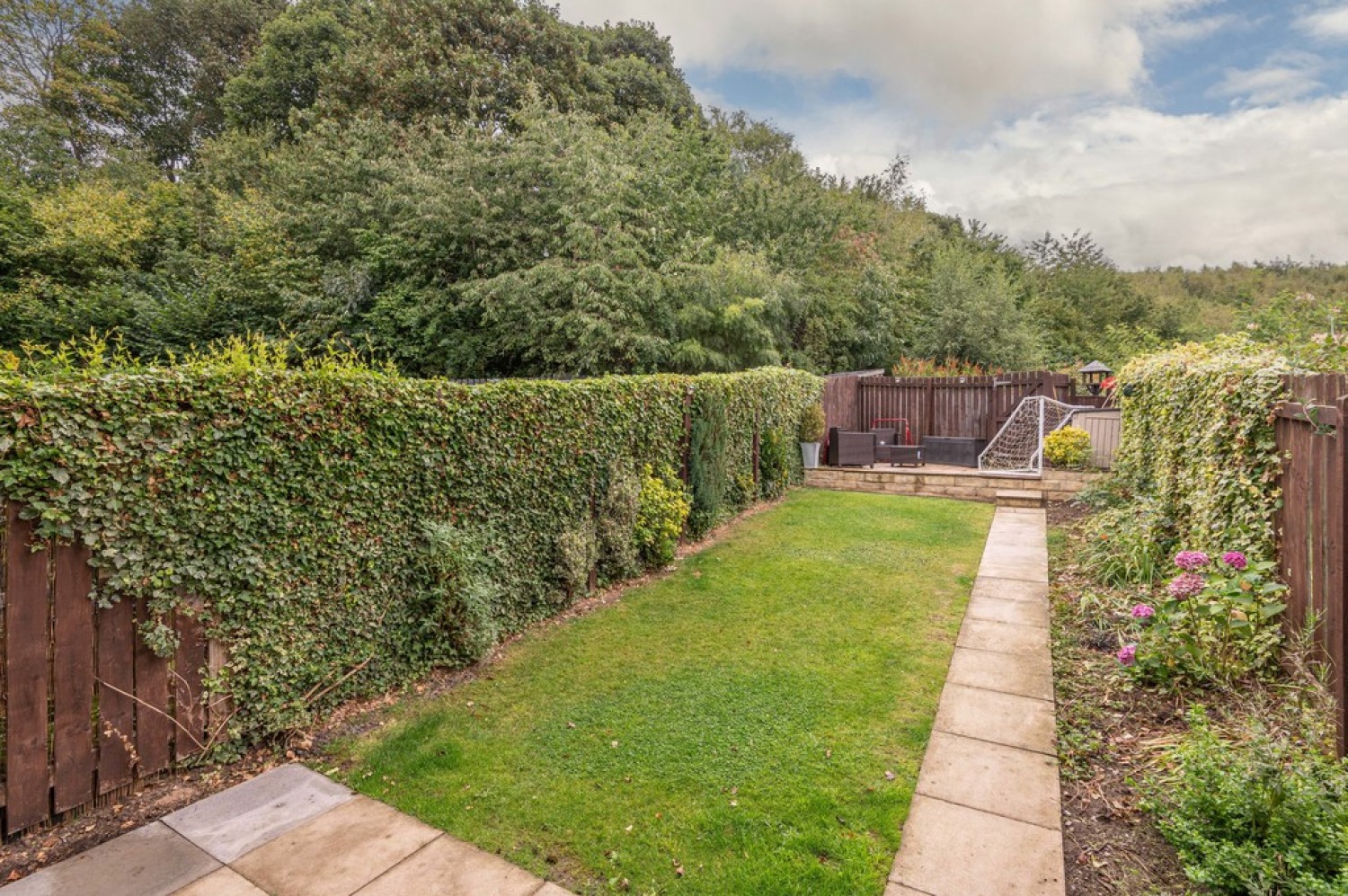 4 bedroom House for Sale Hanby Close, Fenay Bridge