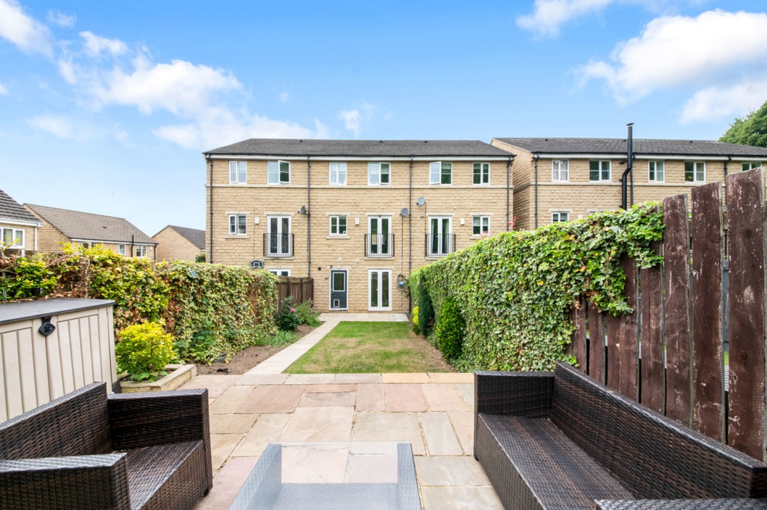 4 bedroom House for Sale Hanby Close, Fenay Bridge