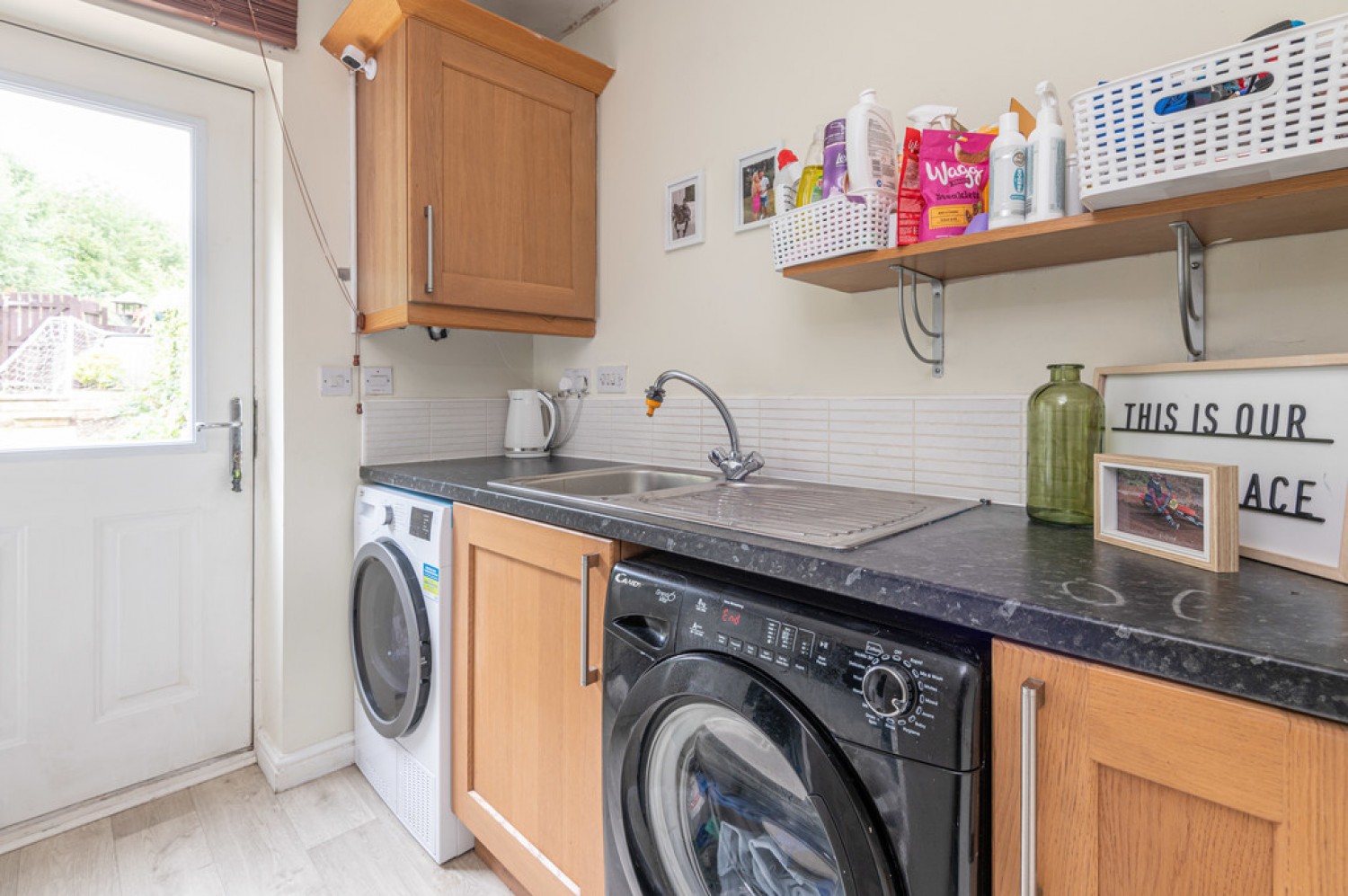 4 bedroom House for Sale Hanby Close, Fenay Bridge