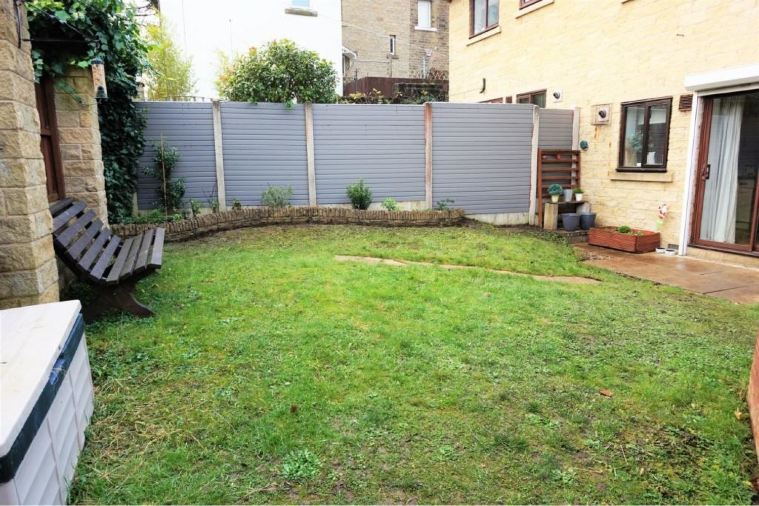 Sunny Bank View, Longwood