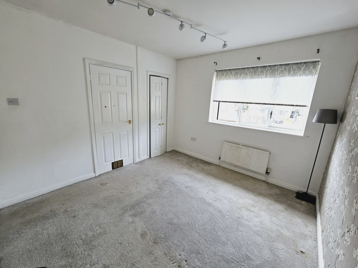 Sunny Bank View, Longwood