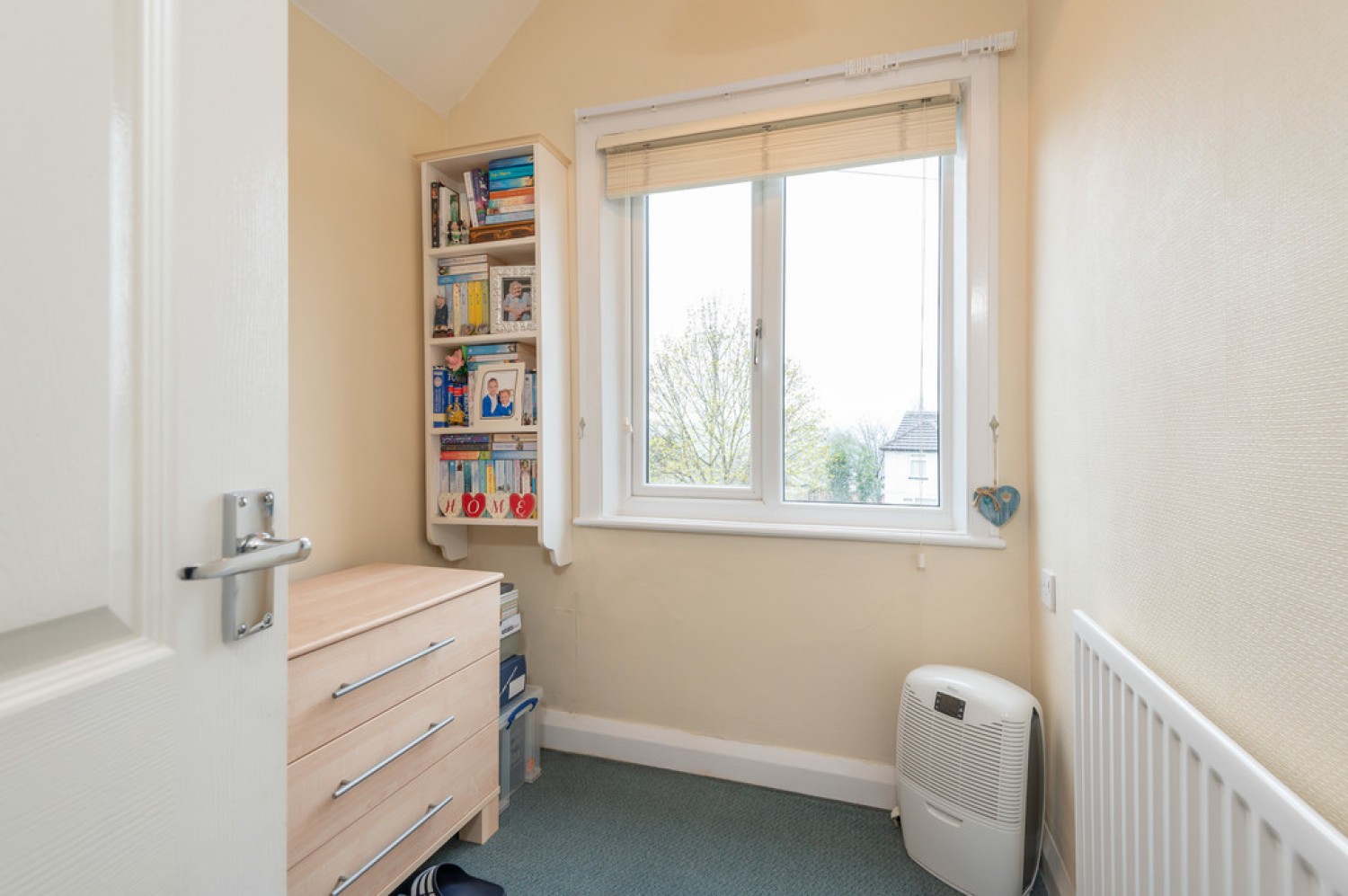 3 bedroom House for Letting Central Avenue, Fartown