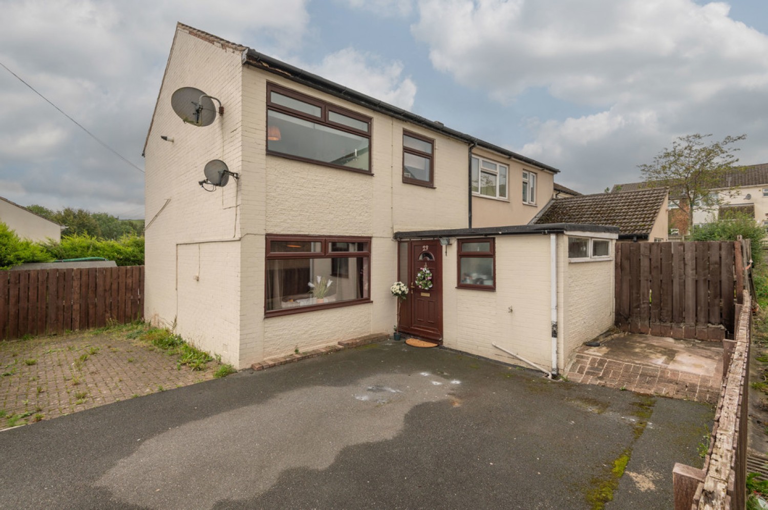3 bedroom House for Sale Nab Crescent, Meltham