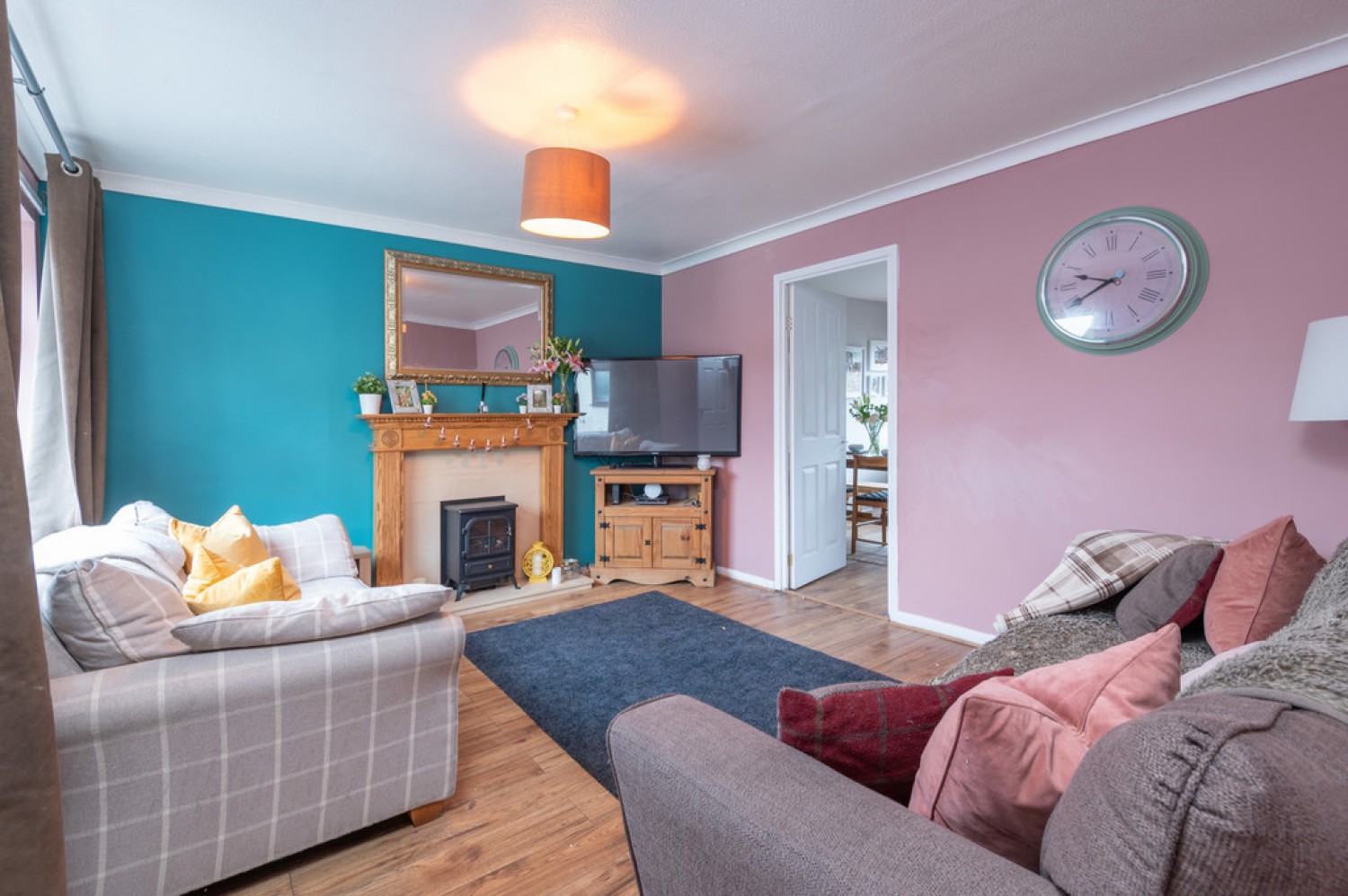 3 bedroom House for Sale Nab Crescent, Meltham