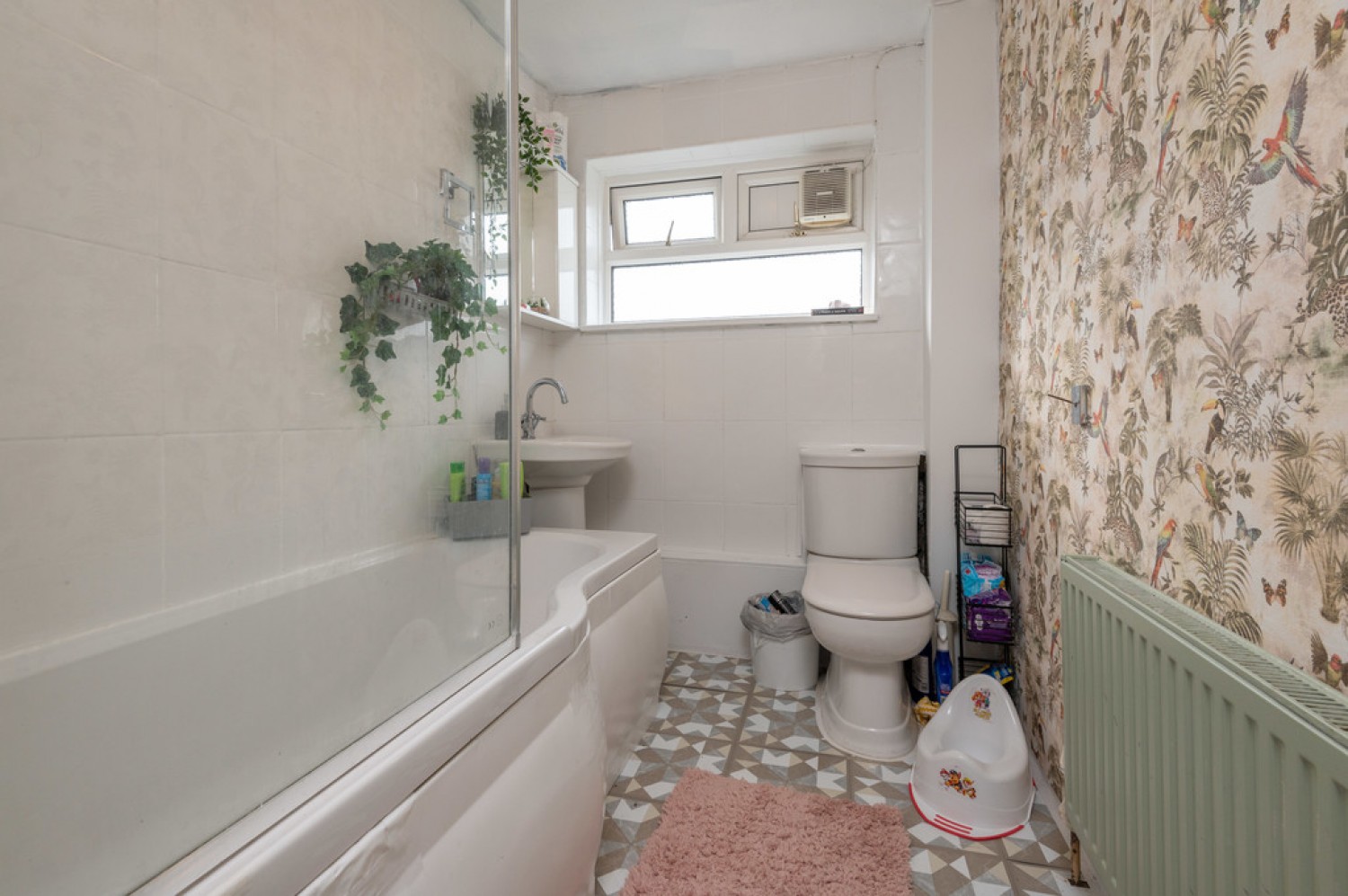 3 bedroom House for Sale Nab Crescent, Meltham