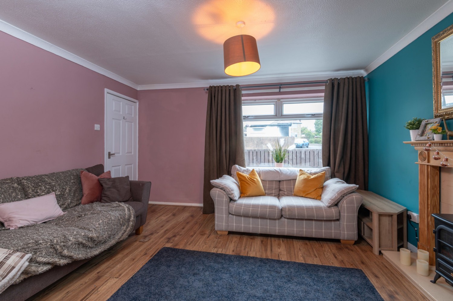 3 bedroom House for Sale Nab Crescent, Meltham
